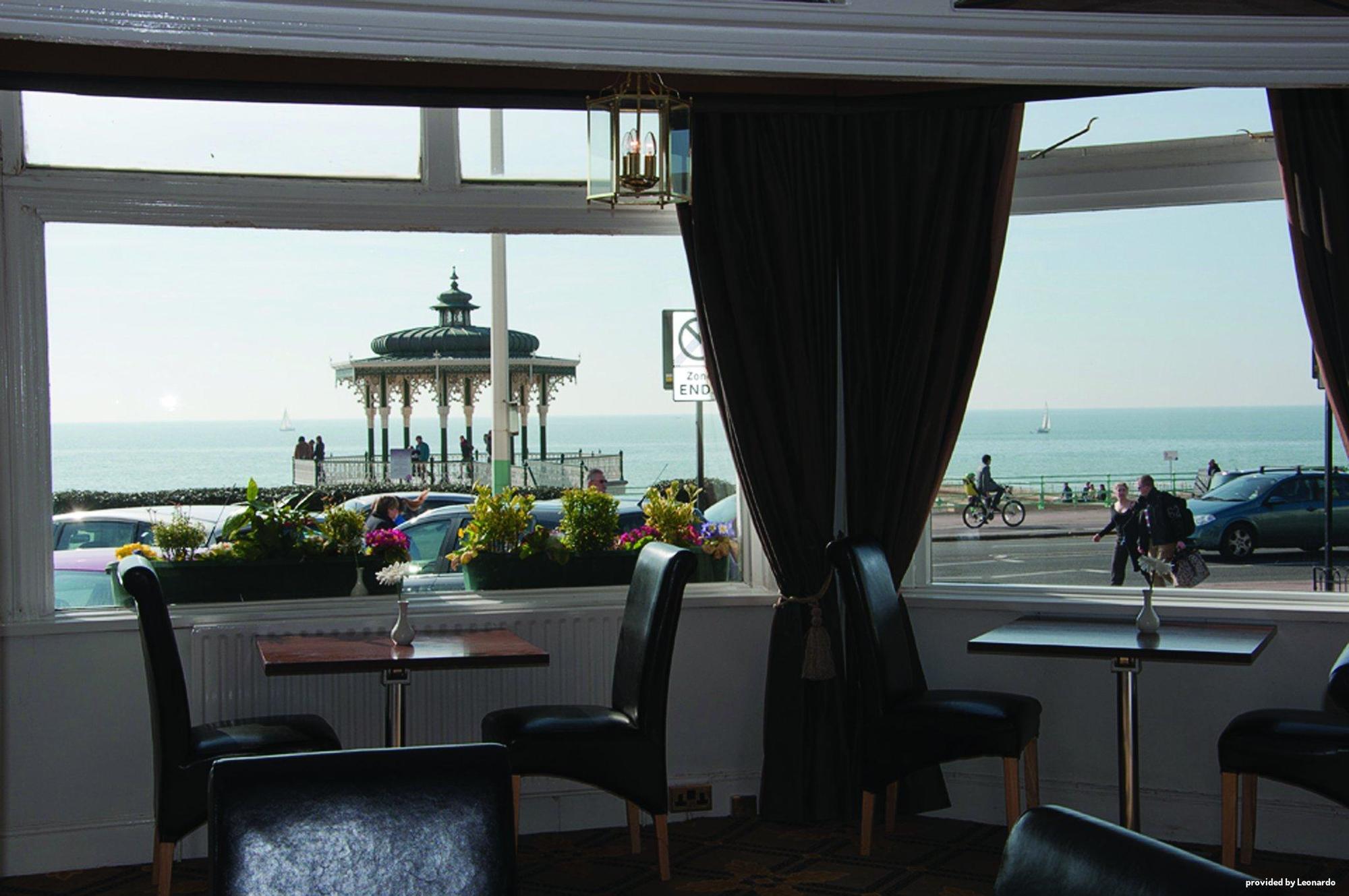 The Brighton Hotel Restoran foto